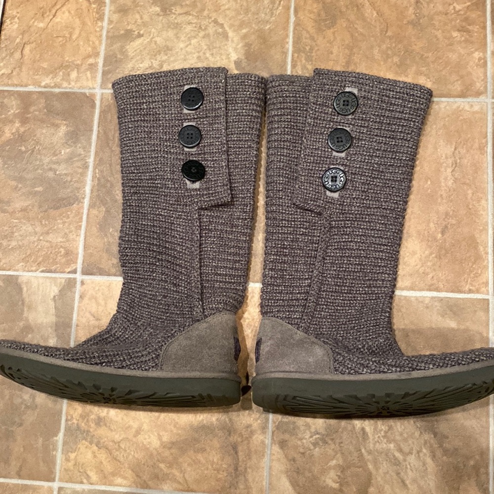 Ugg Classic Cardy Button Boots